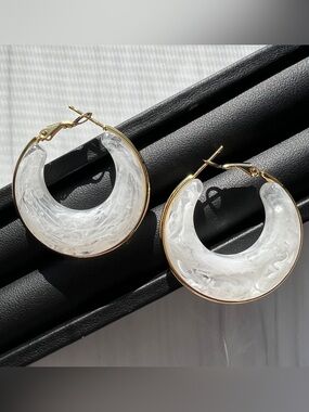 Bella White Marbled Hoop Earrings